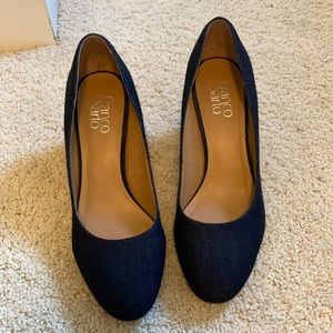 Franco Sarto navy heels